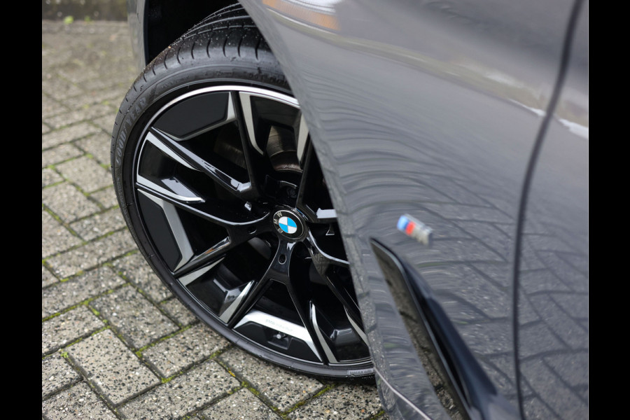 BMW 5 Serie 540i Touring xDrive | M sport Pro - Achteras besturing