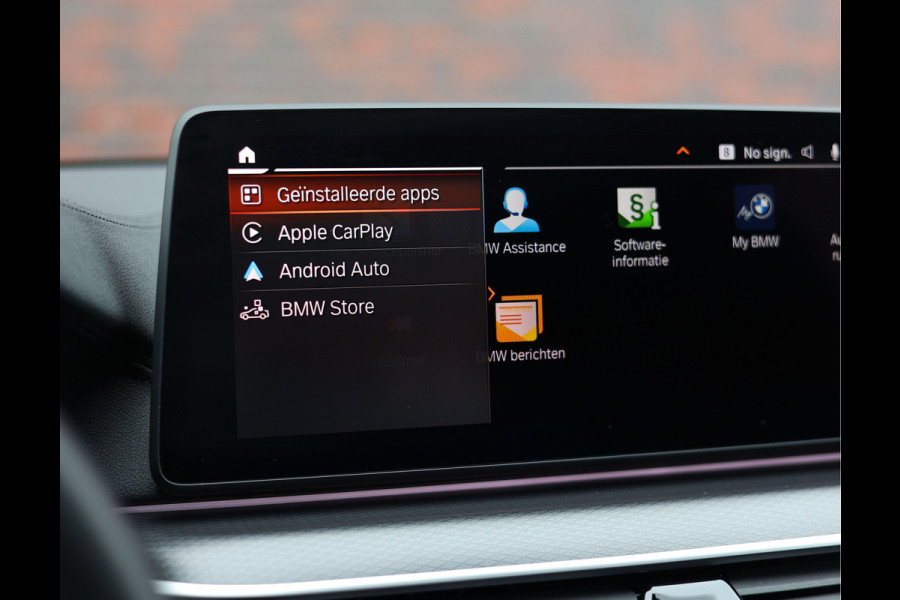 BMW 5 Serie 540i Touring xDrive | M sport Pro - Achteras besturing