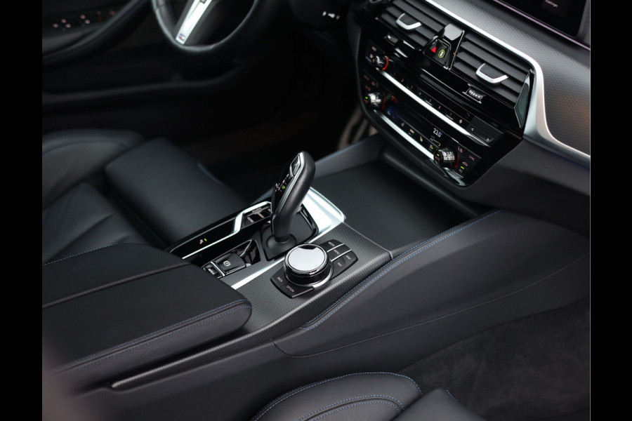 BMW 5 Serie 540i Touring xDrive | M sport Pro - Achteras besturing