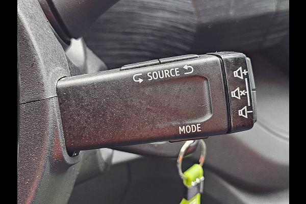 Renault Trafic 2.0 dCi 150 T29 L2H1 DC Airco Automaat Navi Sidebars Euro6 150Pk NAP 1e Eigenaar!