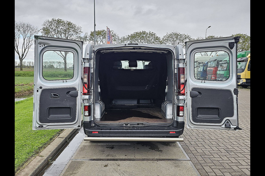 Renault Trafic 2.0 dCi 150 T29 L2H1 DC Airco Automaat Navi Sidebars Euro6 150Pk NAP 1e Eigenaar!