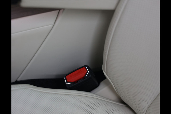 Land Rover Range Rover D250 Autobiography | Perlino - Smart Mirror - Vierwielsturing