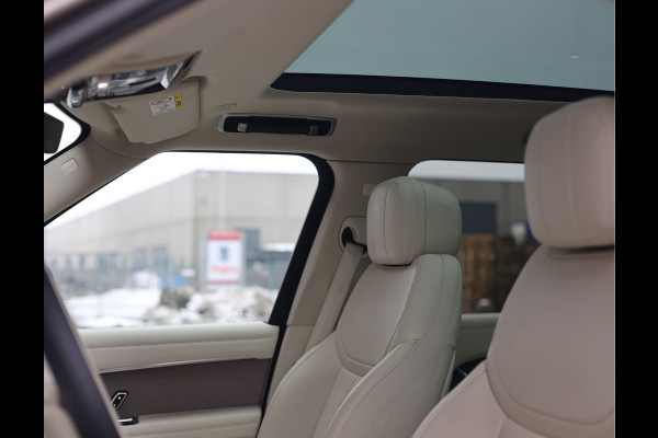 Land Rover Range Rover D250 Autobiography | Perlino - Smart Mirror - Vierwielsturing