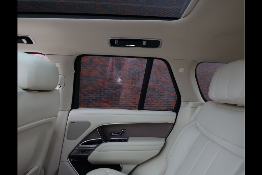 Land Rover Range Rover D250 Autobiography | Perlino - Smart Mirror - Vierwielsturing