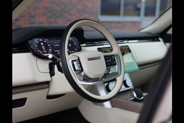 Land Rover Range Rover D250 Autobiography | Perlino - Smart Mirror - Vierwielsturing