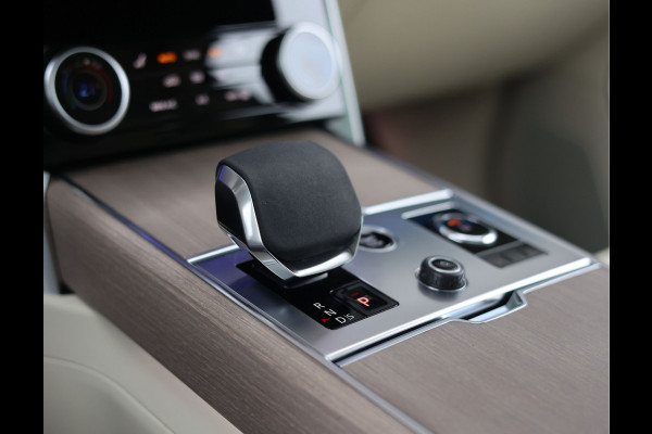 Land Rover Range Rover D250 Autobiography | Perlino - Smart Mirror - Vierwielsturing