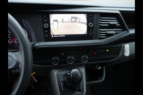 Volkswagen Transporter 2.0 TDI 150PK, L1H1, DSG-automaat, Airco, 2 x Schuifdeur, Dierenambulance-inrichting, Hondenvervoer
