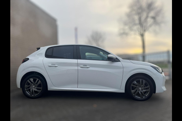 Peugeot 208 1.2 PureTech Active Pack LEDVERLICHTING / PARKEERSENSOREN / CARPLAY / CRUISE CONTROL / STOELVERWARMING / LMV / ECC