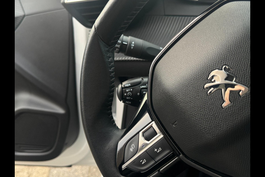 Peugeot 208 1.2 PureTech Active Pack LEDVERLICHTING / PARKEERSENSOREN / CARPLAY / CRUISE CONTROL / STOELVERWARMING / LMV / ECC