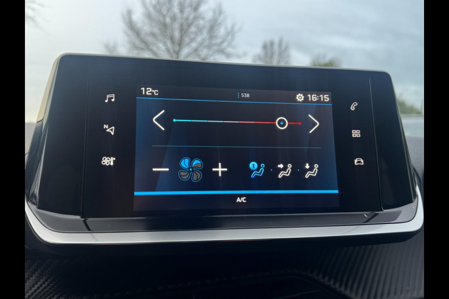 Peugeot 208 1.2 PureTech Active Pack LEDVERLICHTING / PARKEERSENSOREN / CARPLAY / CRUISE CONTROL / STOELVERWARMING / LMV / ECC