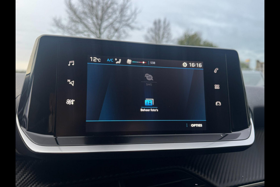 Peugeot 208 1.2 PureTech Active Pack LEDVERLICHTING / PARKEERSENSOREN / CARPLAY / CRUISE CONTROL / STOELVERWARMING / LMV / ECC