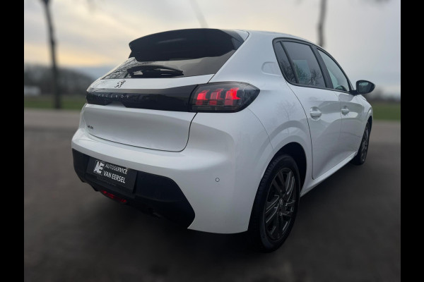 Peugeot 208 1.2 PureTech Active Pack LEDVERLICHTING / PARKEERSENSOREN / CARPLAY / CRUISE CONTROL / STOELVERWARMING / LMV / ECC
