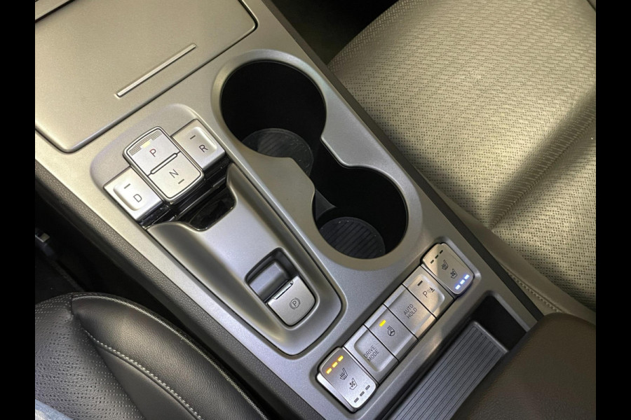 Hyundai Kona EV Premium 64 kWh|GROTE ACCU|100%SOH|FACELIFT|3-FASE|TREKH|DAK|HUD|LEDER|ACC|STUURVERW|STOELVERW+VENT|CAMERA|CARPLAY|