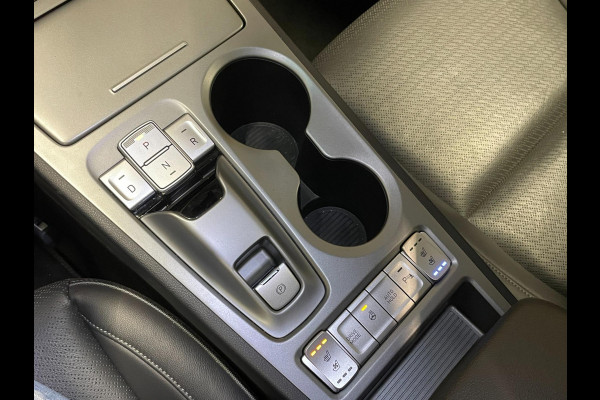 Hyundai Kona EV Premium 64 kWh|GROTE ACCU|100%SOH|FACELIFT|3-FASE|TREKH|DAK|HUD|LEDER|ACC|STUURVERW|STOELVERW+VENT|CAMERA|CARPLAY|