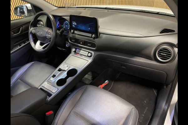 Hyundai Kona EV Premium 64 kWh|GROTE ACCU|100%SOH|FACELIFT|3-FASE|TREKH|DAK|HUD|LEDER|ACC|STUURVERW|STOELVERW+VENT|CAMERA|CARPLAY|