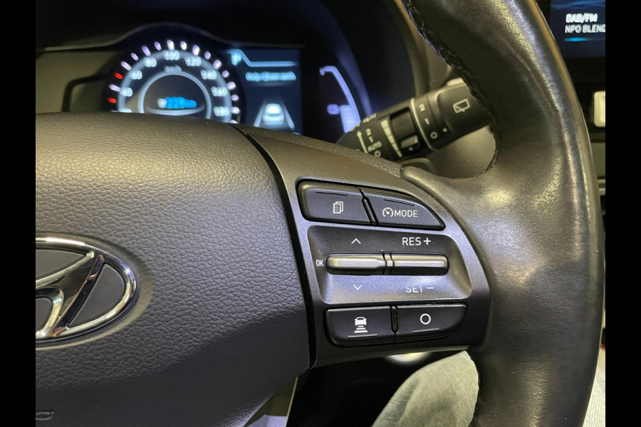 Hyundai Kona EV Premium 64 kWh|GROTE ACCU|100%SOH|FACELIFT|3-FASE|TREKH|DAK|HUD|LEDER|ACC|STUURVERW|STOELVERW+VENT|CAMERA|CARPLAY|