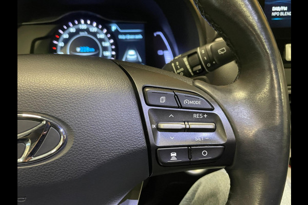 Hyundai Kona EV Premium 64 kWh|GROTE ACCU|100%SOH|FACELIFT|3-FASE|TREKH|DAK|HUD|LEDER|ACC|STUURVERW|STOELVERW+VENT|CAMERA|CARPLAY|