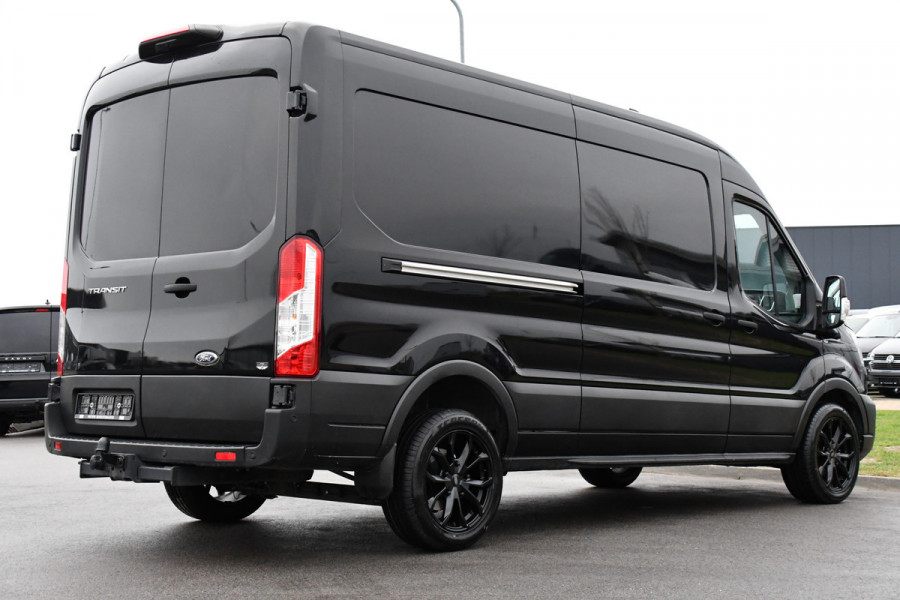 Ford Transit 350 2.0 TDCI L3H2 Black Edition Camera, Adaptieve Cruise, 170pk, Carplay, NAVI Automaat, Sensoren, Trekhaak, Uniek!