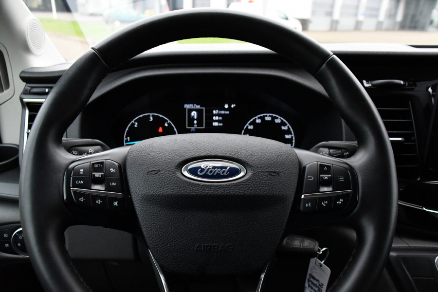 Ford Transit 350 2.0 TDCI L3H2 Black Edition Camera, Adaptieve Cruise, 170pk, Carplay, NAVI Automaat, Sensoren, Trekhaak, Uniek!