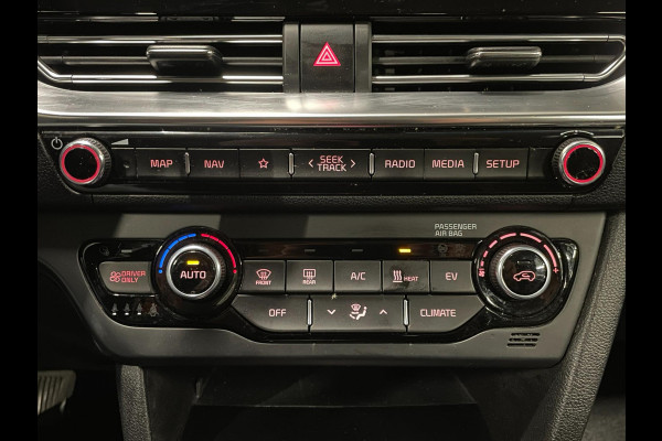 Kia e-Niro DynamicLine 64 kWh|93,6% SOH|NW LOGO|FACELIFT|3-FASE|1/2 LEDER|ACC|CARPLAY|CAMERA|STOELVERW|IN. BTW|1e EIG|NL-AUTO|NAP|