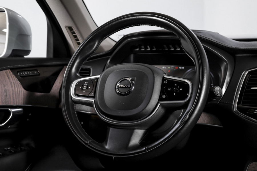 Volvo XC90 2.0 T8 Recharge AWD Inscription Exclusive Orig. NL | Luchtvering | Running Boards | Elek. Trekhaak | S/K-Panodak | Head-Up | Adapt. Cruise | Stuur-+Stoelverwarming+Ventilatie | Harman/Kardon | 360 Camera | NAV + App Connect | Dascam | LM 20''