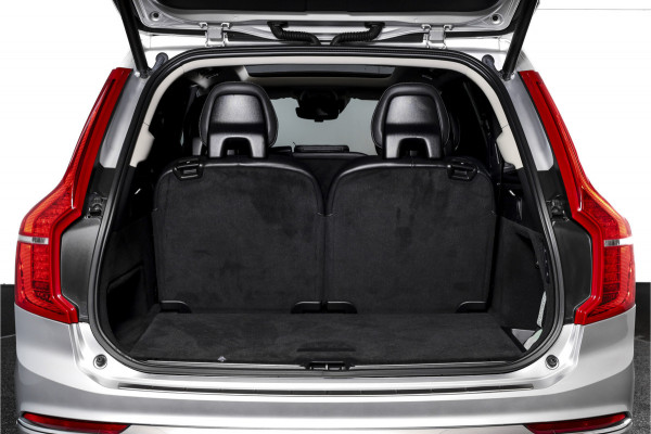 Volvo XC90 2.0 T8 Recharge AWD Inscription Exclusive Orig. NL | Luchtvering | Running Boards | Elek. Trekhaak | S/K-Panodak | Head-Up | Adapt. Cruise | Stuur-+Stoelverwarming+Ventilatie | Harman/Kardon | 360 Camera | NAV + App Connect | Dascam | LM 20''