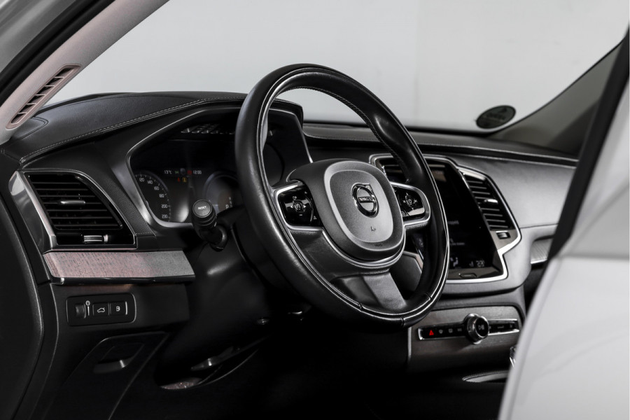 Volvo XC90 2.0 T8 Recharge AWD Inscription Exclusive Orig. NL | Luchtvering | Running Boards | Elek. Trekhaak | S/K-Panodak | Head-Up | Adapt. Cruise | Stuur-+Stoelverwarming+Ventilatie | Harman/Kardon | 360 Camera | NAV + App Connect | Dascam | LM 20''