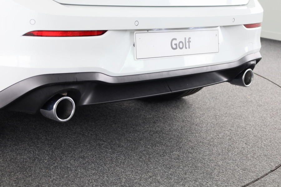 Volkswagen Golf GTI 2.0 195 kW / 265 pk TSI Hatchback 7 versn. DSG | Verlengde garantie | Panoramadak | Head up Display | Harman Kardon |