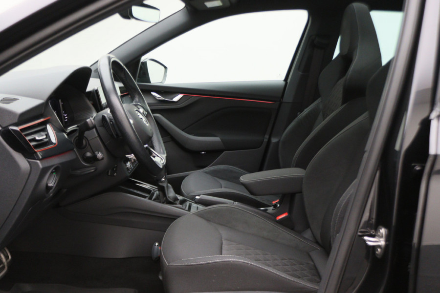 Škoda SCALA 1.0 TSI DSG Sport Business Panoramadak, Camera, ACC, Apple Carplay, Gebarenbesturing, LED, 17''