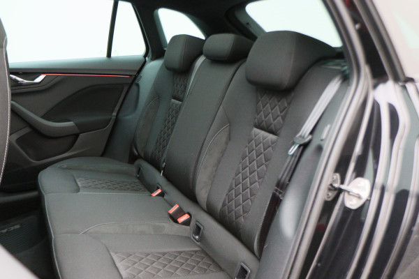 Škoda SCALA 1.0 TSI DSG Sport Business Panoramadak, Camera, ACC, Apple Carplay, Gebarenbesturing, LED, 17''