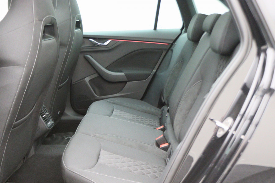 Škoda SCALA 1.0 TSI DSG Sport Business Panoramadak, Camera, ACC, Apple Carplay, Gebarenbesturing, LED, 17''