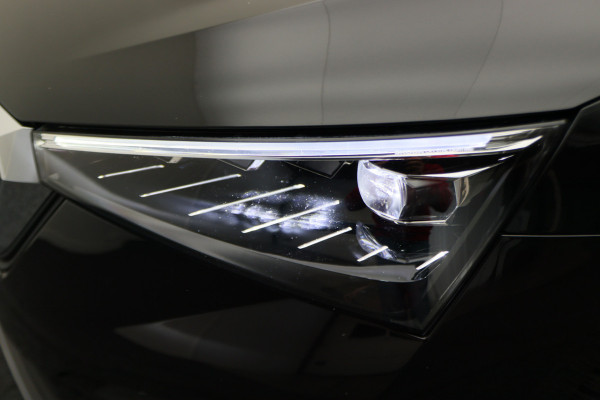 Škoda SCALA 1.0 TSI DSG Sport Business Panoramadak, Camera, ACC, Apple Carplay, Gebarenbesturing, LED, 17''