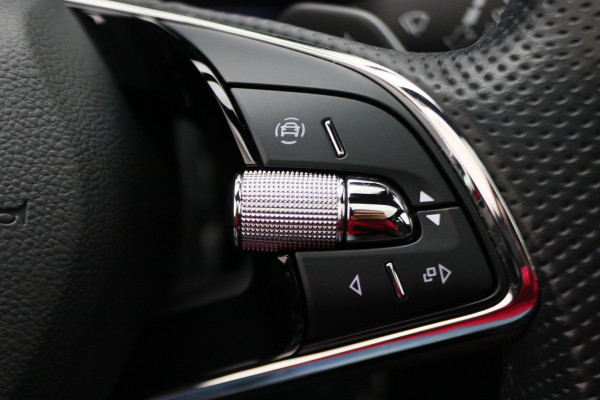 Škoda SCALA 1.0 TSI DSG Sport Business Panoramadak, Camera, ACC, Apple Carplay, Gebarenbesturing, LED, 17''