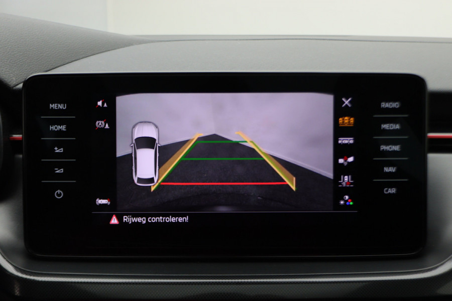 Škoda SCALA 1.0 TSI DSG Sport Business Panoramadak, Camera, ACC, Apple Carplay, Gebarenbesturing, LED, 17''