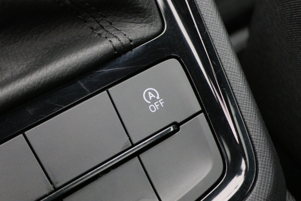 Škoda SCALA 1.0 TSI DSG Sport Business Panoramadak, Camera, ACC, Apple Carplay, Gebarenbesturing, LED, 17''