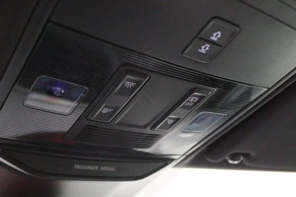 Škoda SCALA 1.0 TSI DSG Sport Business Panoramadak, Camera, ACC, Apple Carplay, Gebarenbesturing, LED, 17''