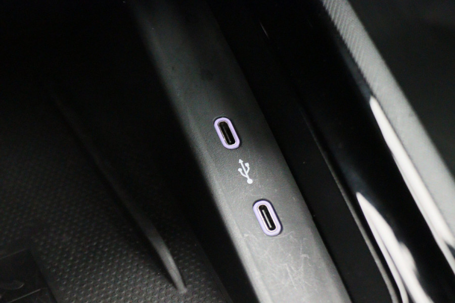 Škoda SCALA 1.0 TSI DSG Sport Business Panoramadak, Camera, ACC, Apple Carplay, Gebarenbesturing, LED, 17''