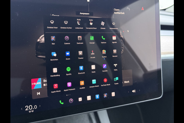 Tesla Model Y Performance 535pk AWD 75kWh SOH 95% Warmtepomp Panoramadak Navi Ecc Leder Lmv 21" Keyless Led Elek.Achterklep Memory Stoel+Stuurverwarming AMD-Ryzen­™-Processor 1e Eigenaar Origineel Nederlandse Auto Fabrieksgarantie tot 14-12-2027 Batterij en Motorgarantie tot 14-12-2031/192.000km