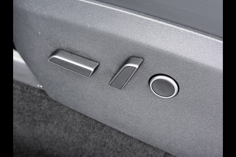 Tesla Model Y Performance 535pk AWD 75kWh SOH 95% Warmtepomp Panoramadak Navi Ecc Leder Lmv 21" Keyless Led Elek.Achterklep Memory Stoel+Stuurverwarming AMD-Ryzen­™-Processor 1e Eigenaar Origineel Nederlandse Auto Fabrieksgarantie tot 14-12-2027 Batterij en Motorgarantie tot 14-12-2031/192.000km