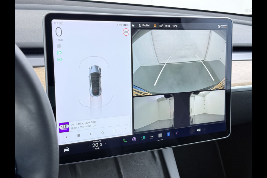 Tesla Model Y 514pk Long Range AWD 75kWh SOH 92% Matrix-Led Lmv 20" Warmtepomp Leer Navi Ecc Premium Audio Stoel+Stuurverwarming Autopilot 3.0 Memory Matrix Led Intel Atom® Processor Homelink 5 Achterbank verwarmd 4WD 1.600KG Trekvermogen tot 210kw DC laden € 75.000 nieuw!