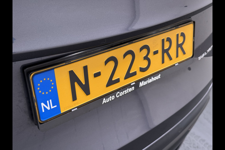 Tesla Model Y 514pk Long Range AWD 75kWh SOH 92% Matrix-Led Lmv 20" Warmtepomp Leer Navi Ecc Premium Audio Stoel+Stuurverwarming Autopilot 3.0 Memory Matrix Led Intel Atom® Processor Homelink 5 Achterbank verwarmd 4WD 1.600KG Trekvermogen tot 210kw DC laden € 75.000 nieuw!