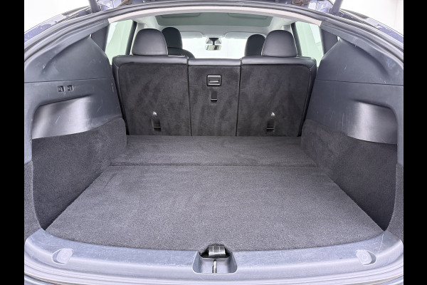 Tesla Model Y 514pk Long Range AWD 75kWh SOH 92% Matrix-Led Lmv 20" Warmtepomp Leer Navi Ecc Premium Audio Stoel+Stuurverwarming Autopilot 3.0 Memory Matrix Led Intel Atom® Processor Homelink 5 Achterbank verwarmd 4WD 1.600KG Trekvermogen tot 210kw DC laden € 75.000 nieuw!