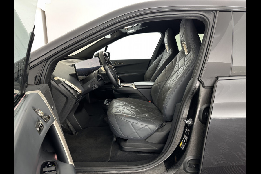 BMW iX xDrive40 High Executive 77 kWh [ 3-Fase ] (INCL-BTW) Aut. *PANO | HEAD-UP | HARMAN/KARDON-SURROUND | SOFT-CLOSE | DAB+ | DIGI-COCKPIT | HEATED-COMFORTSEATS | LASER-LED | CARPLAY | TOWBAR | AMBIENT-LIGHT | TOPVIEW | MEMORY-
