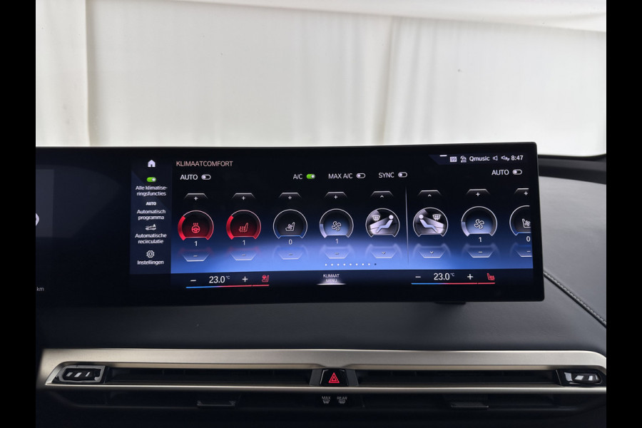 BMW iX xDrive40 High Executive 77 kWh [ 3-Fase ] (INCL-BTW) Aut. *PANO | HEAD-UP | HARMAN/KARDON-SURROUND | SOFT-CLOSE | DAB+ | DIGI-COCKPIT | HEATED-COMFORTSEATS | LASER-LED | CARPLAY | TOWBAR | AMBIENT-LIGHT | TOPVIEW | MEMORY-