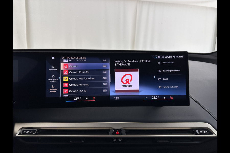 BMW iX xDrive40 High Executive 77 kWh [ 3-Fase ] (INCL-BTW) Aut. *PANO | HEAD-UP | HARMAN/KARDON-SURROUND | SOFT-CLOSE | DAB+ | DIGI-COCKPIT | HEATED-COMFORTSEATS | LASER-LED | CARPLAY | TOWBAR | AMBIENT-LIGHT | TOPVIEW | MEMORY-