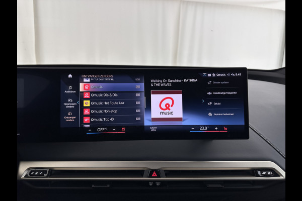 BMW iX xDrive40 High Executive 77 kWh [ 3-Fase ] (INCL-BTW) Aut. *PANO | HEAD-UP | HARMAN/KARDON-SURROUND | SOFT-CLOSE | DAB+ | DIGI-COCKPIT | HEATED-COMFORTSEATS | LASER-LED | CARPLAY | TOWBAR | AMBIENT-LIGHT | TOPVIEW | MEMORY-