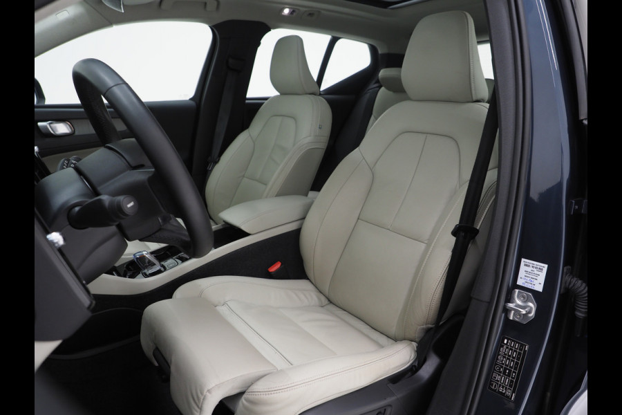 Volvo XC40 1.5 T5 Recharge Inscription | Panoramadak | Pilot Assist | Camera | Leder | Keyless | Memory | Carplay