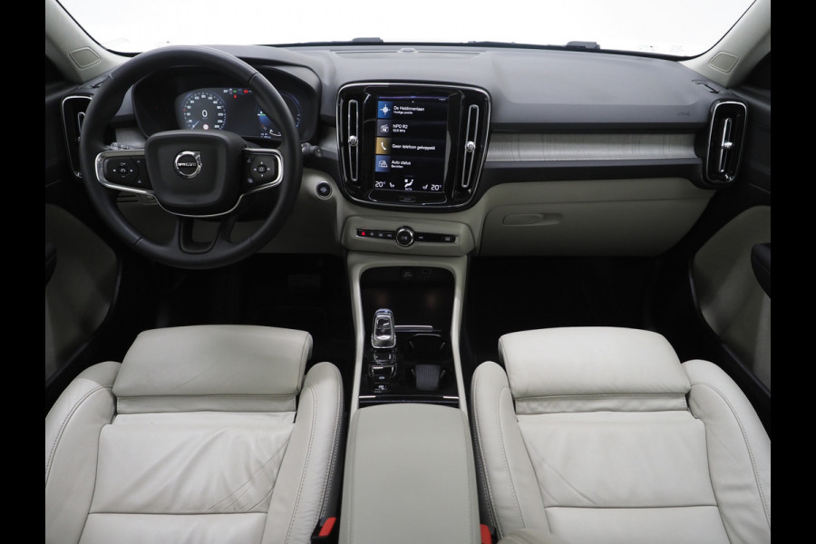 Volvo XC40 1.5 T5 Recharge Inscription | Panoramadak | Pilot Assist | Camera | Leder | Keyless | Memory | Carplay