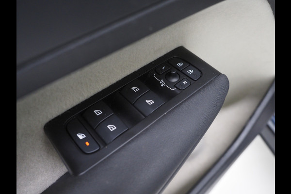 Volvo XC40 1.5 T5 Recharge Inscription | Panoramadak | Pilot Assist | Camera | Leder | Keyless | Memory | Carplay