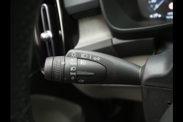 Volvo XC40 1.5 T5 Recharge Inscription | Panoramadak | Pilot Assist | Camera | Leder | Keyless | Memory | Carplay